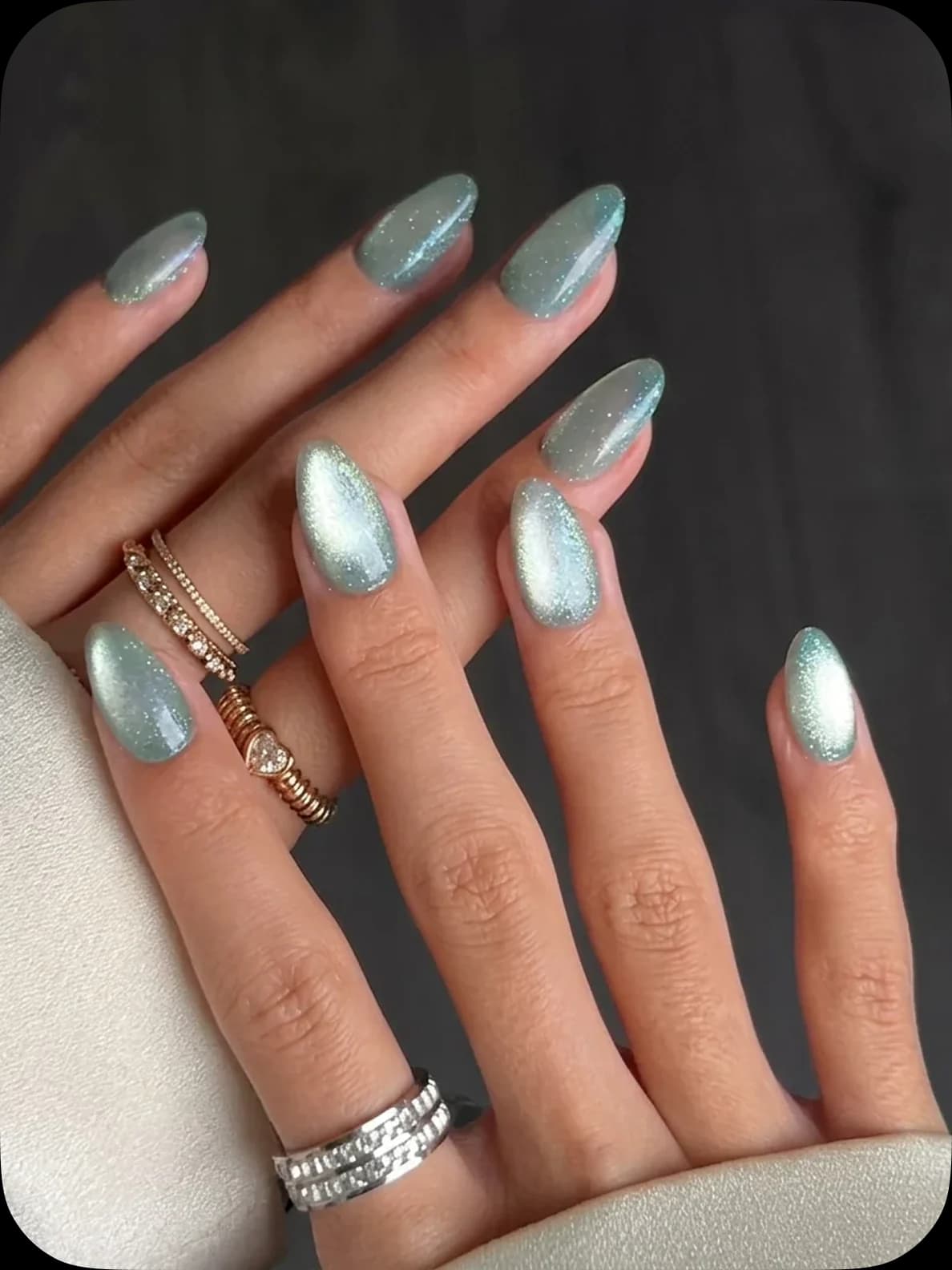 Blue nail set
